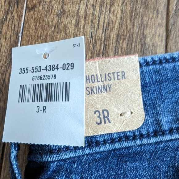 Hollister High-Rise Dark Wash Skinny Jeans Size W26 L32 - Picture 13 of 13